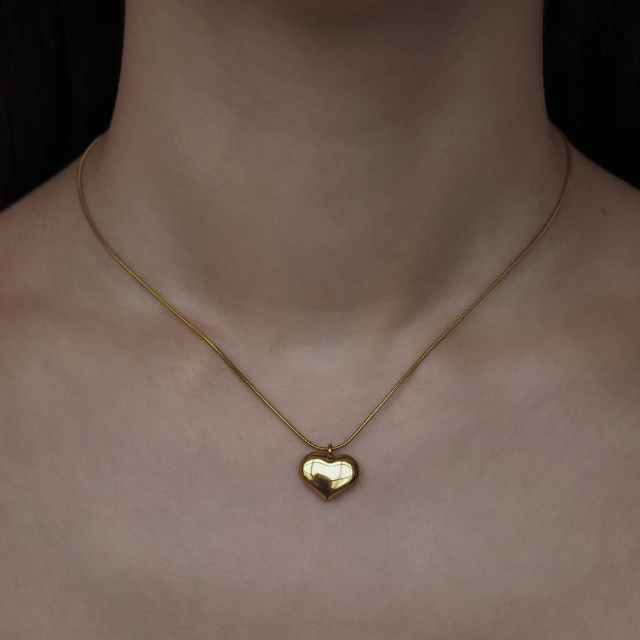 VELVET HEART Pendant Necklace