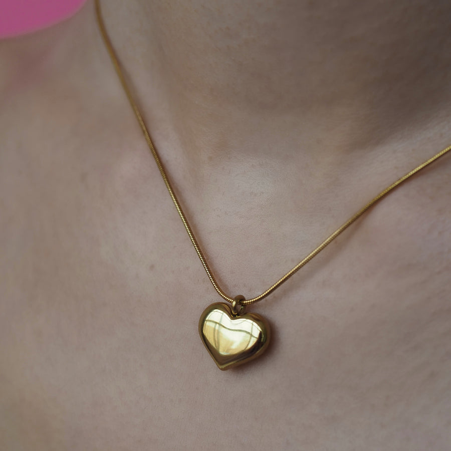 VELVET HEART Pendant Necklace