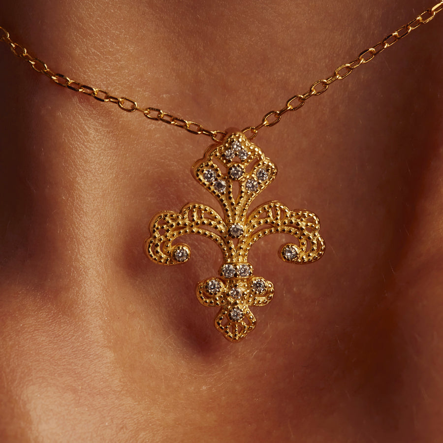IVY Pendant Necklace (Gold)